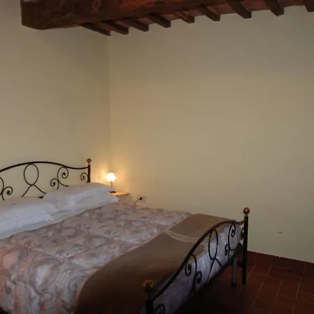 度假居 Locazione Turistica Rustico 帕西亚诺